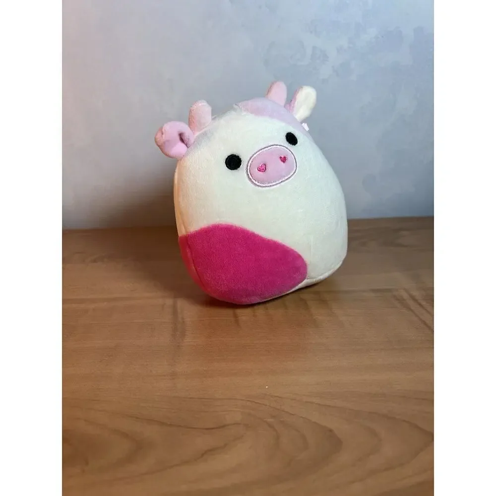 Caedyn the Pink Cow Valentine's 5